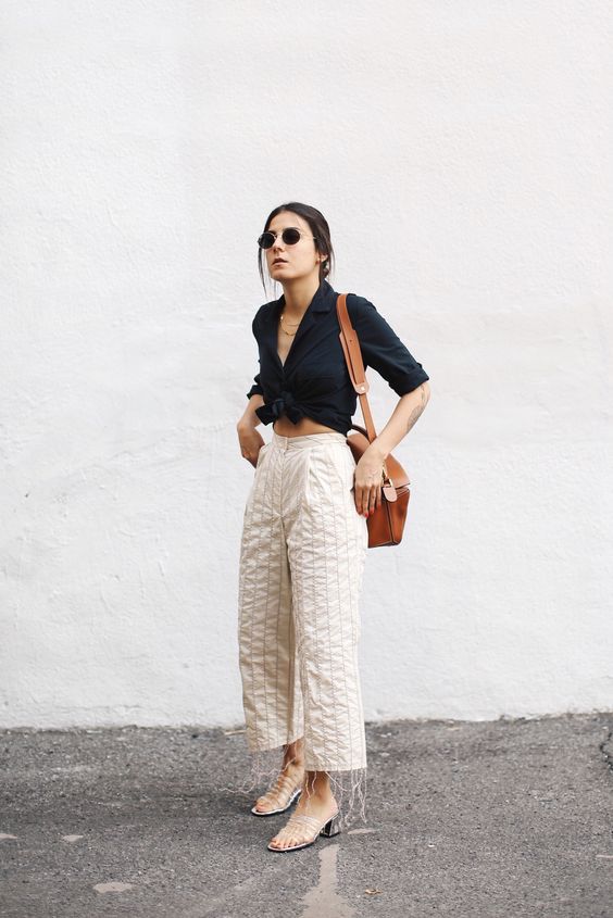 croptop là gì? Cách phối đồ đẹp mà không bị lố - ONOFF