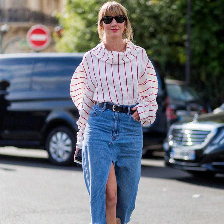 phối chân váy jean với áo blouse