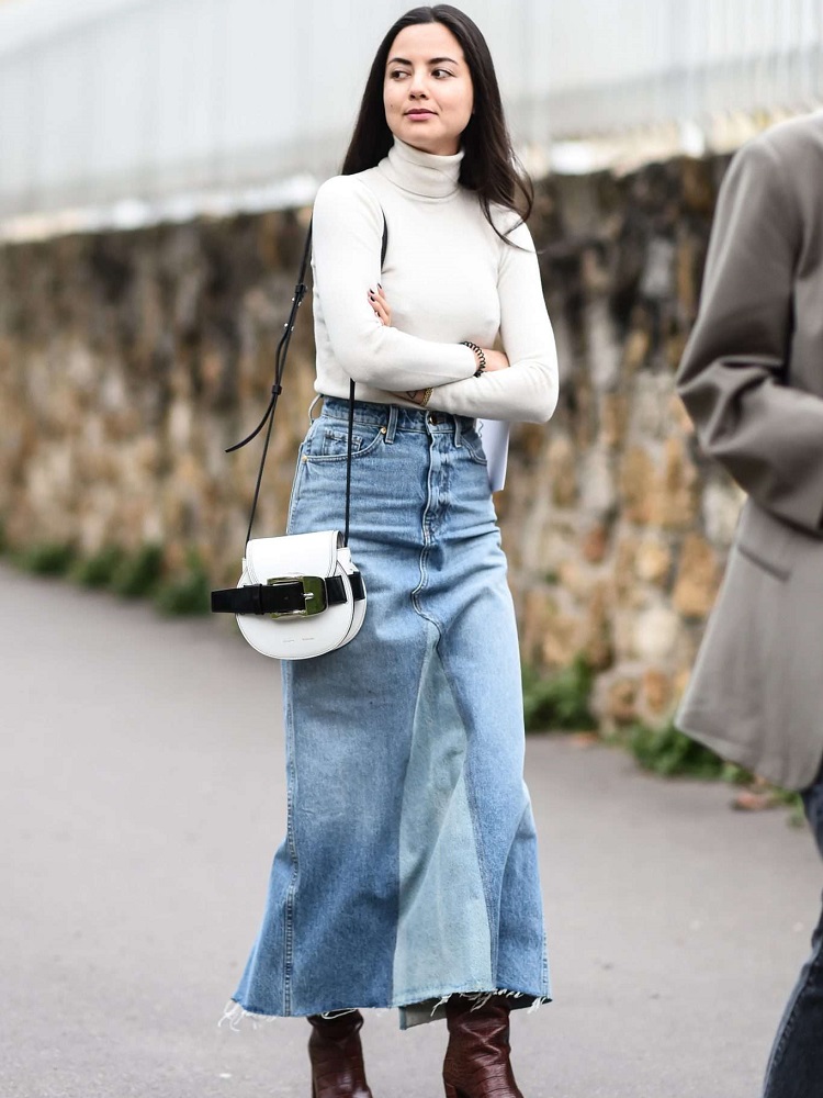 chân váy jean dáng dài cùng áo len cổ lọ
