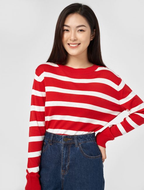 Áo nỉ là gì? Cách phối đồ với áo len như một tín đồ thời trang chính hiệu