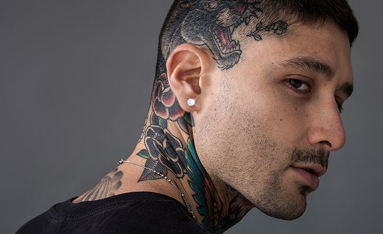 Mens Diamond Earrings: A Brief History - SuperJeweler