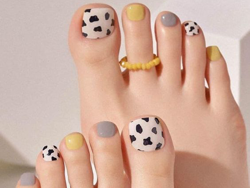 Bộ sưu tập móng chân đẹp, sang chảnh cho mọi quý cô