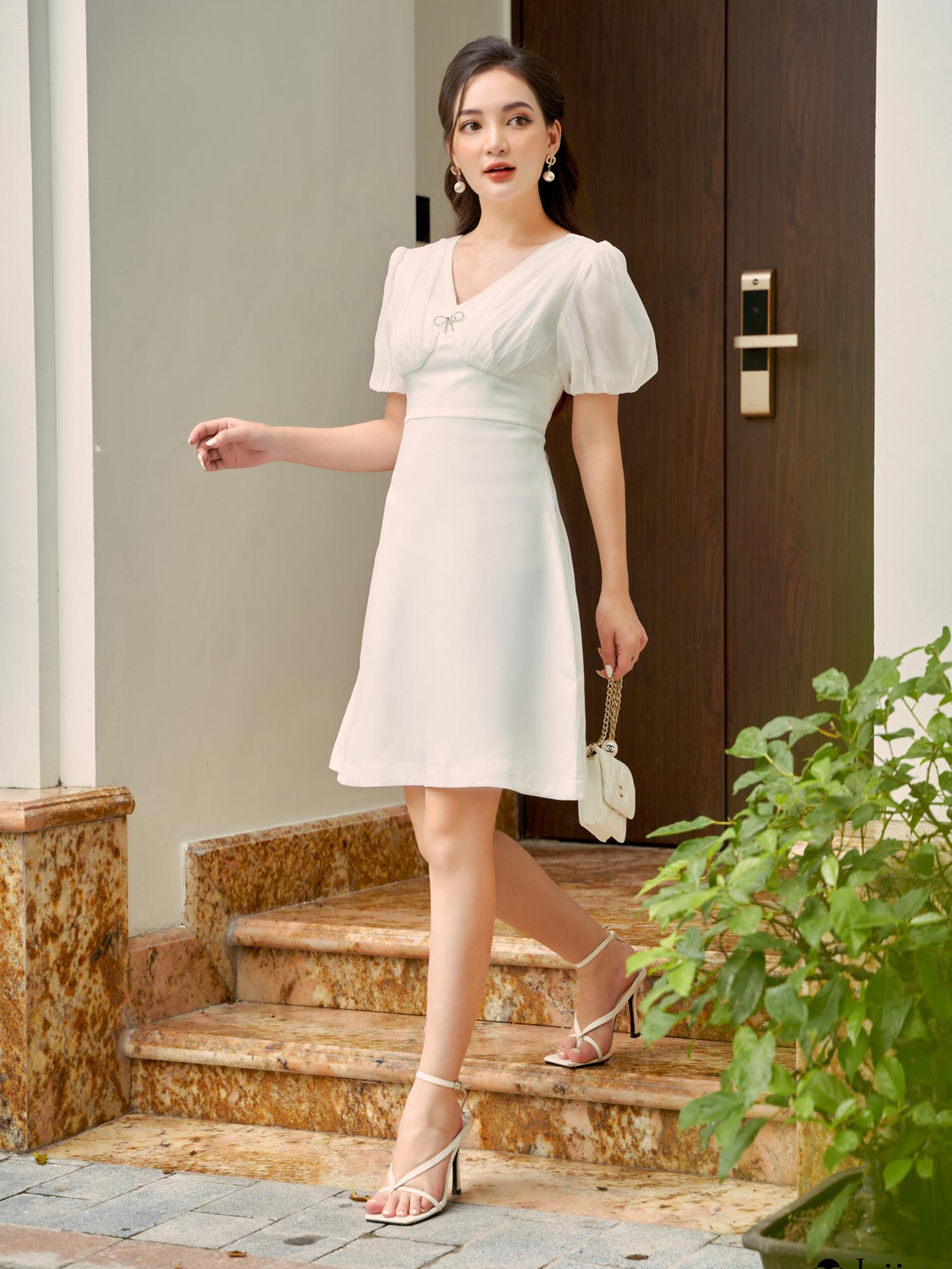 Tuổi dậu hợp với màu gì? Cách chọn màu xe cho người sinh năm Dậu để mang lại may mắn, bình an