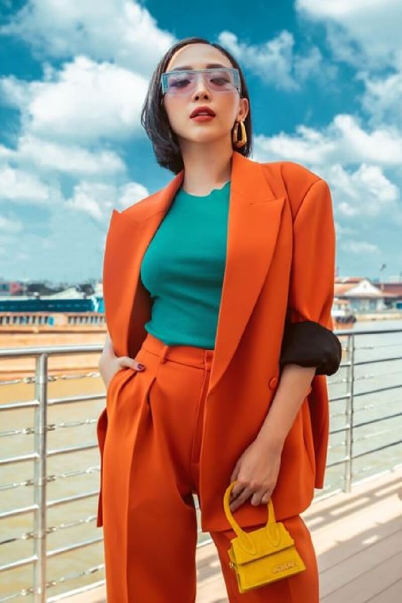 Mệnh hoả hợp màu gì? Cách chọn màu hợp phong thủy HOT 2023