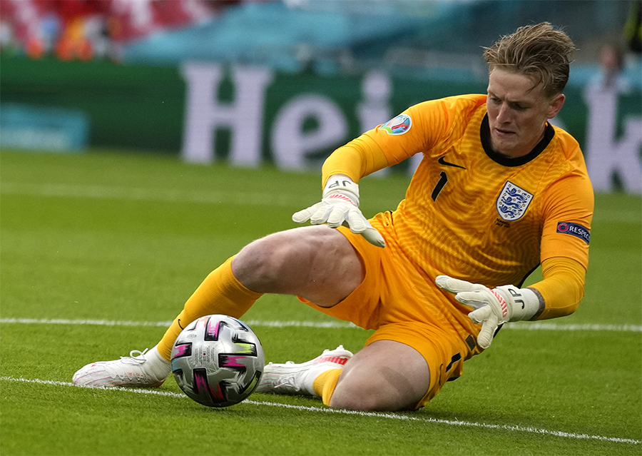 Pickford phá kỷ lục về thời gian giữ sạch lưới của tuyển Anh