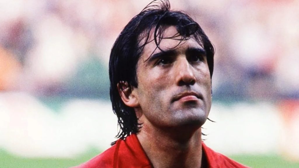 Hậu vệ Tây Ban Nha xuất sắc nhất mọi thời đại - Footbalium