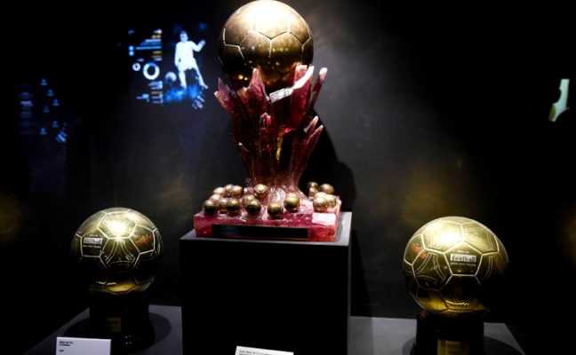 Quả bóng vàng có giá bao nhiêu và nó được làm bằng gì?