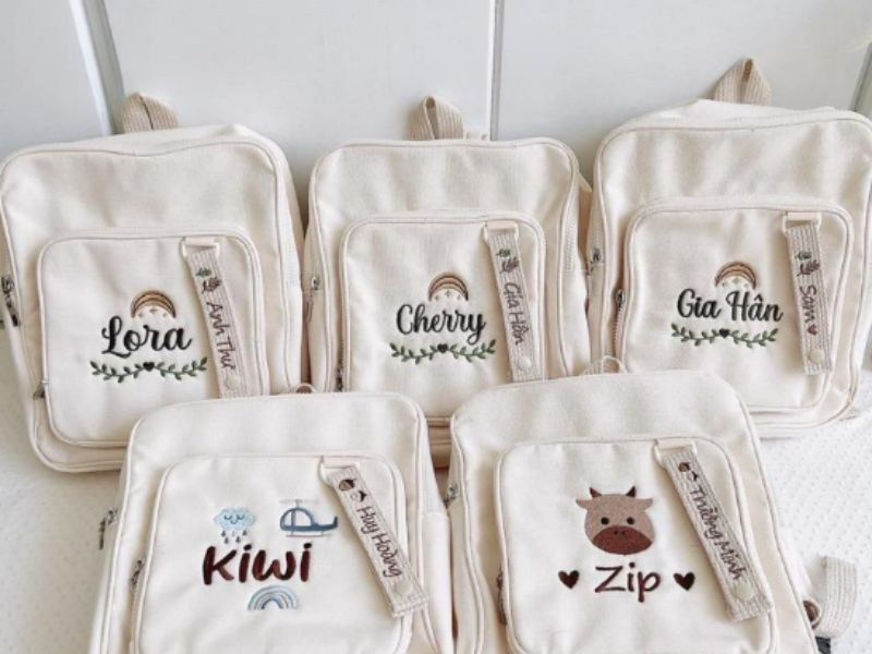 in balo theo yêu cầu