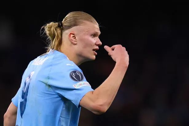 Top 5 cầu thủ hay nhất Ngoại Hạng Anh