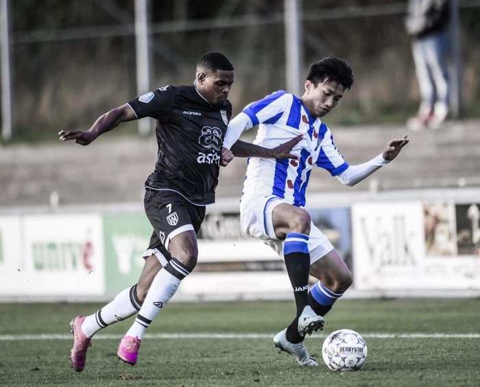 Hiểu về kỹ thuật Rabona: Nghệ thuật đá bóng sáng tạo