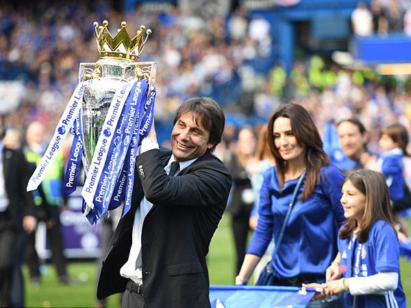 Conte trực tiếp 'chửi thề': 'Tôi đã giúp Chelsea vô địch giải đấu với đội xếp thứ 10 dưới thời Mourinho'