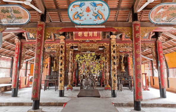 Bên trong Trung tâm Cộng đồng Long Thành (Ảnh ST) 12 địa điểm du lịch Vĩnh Long hấp dẫn khách du lịch