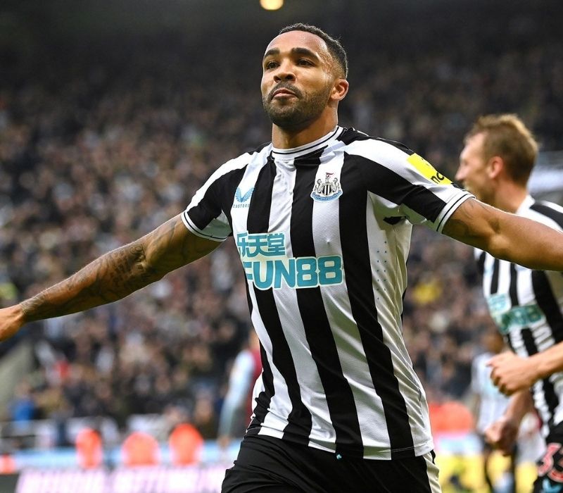 Callum Wilson thi đấu trong màu áo câu lạc bộ