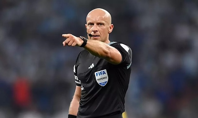 Các ký hiệu trọng tài bóng đá: Hiểu đúng và đầy đủ