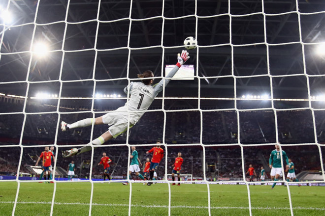 Tiêu chí đánh giá thủ môn hiện đại năm 2026